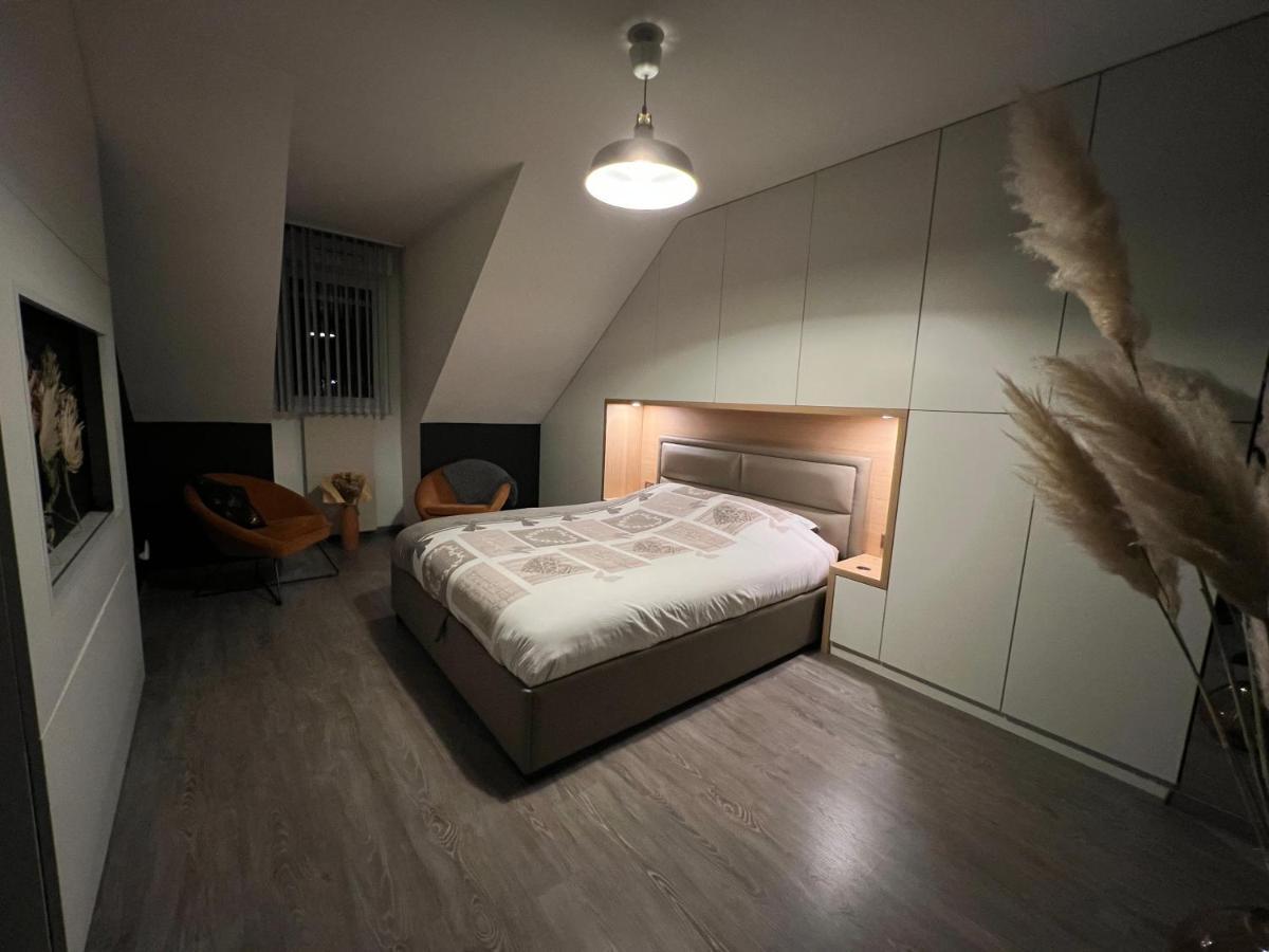 T3 Flat Moderne Sur 2 Etages Metro Parking Free Entrance Autonome Apartment Rouen Luaran gambar