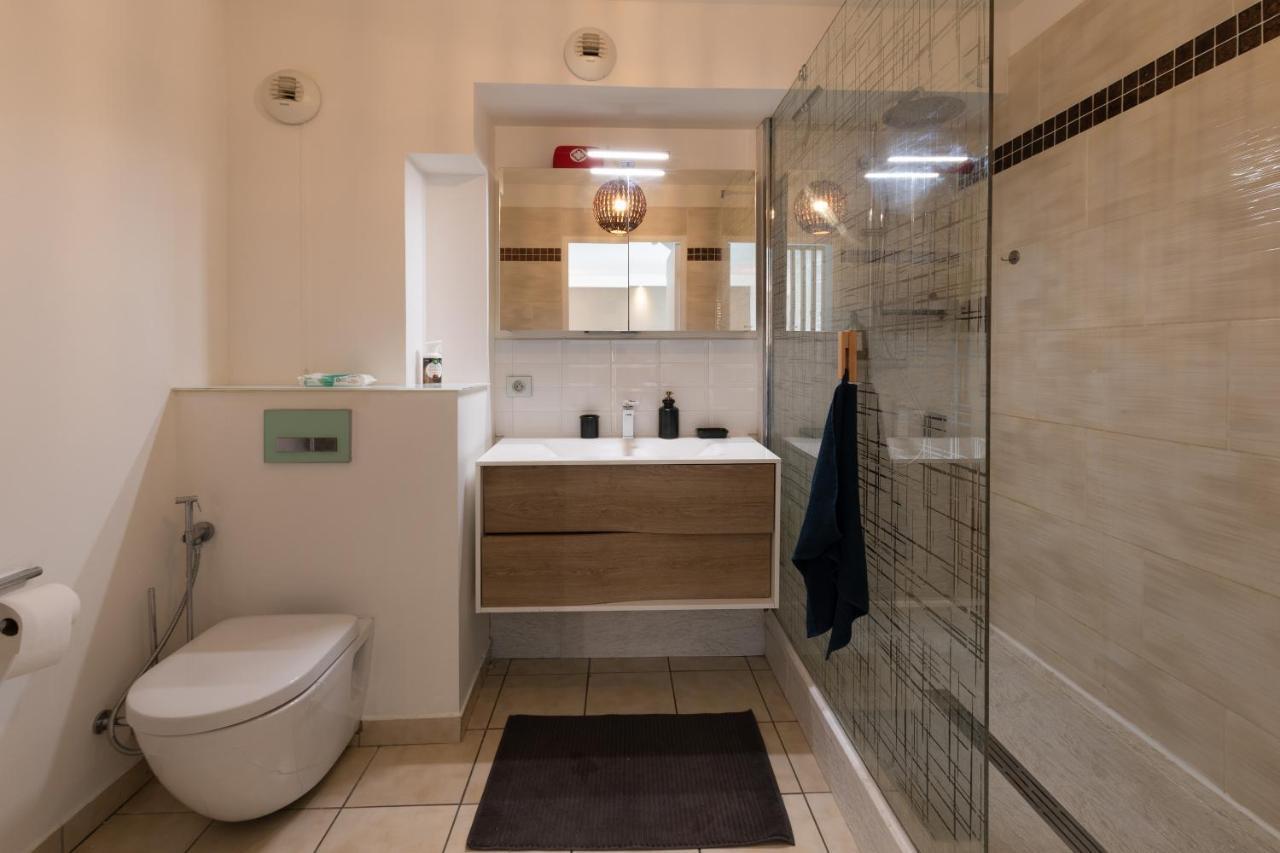 T3 Flat Moderne Sur 2 Etages Metro Parking Free Entrance Autonome Apartment Rouen Luaran gambar