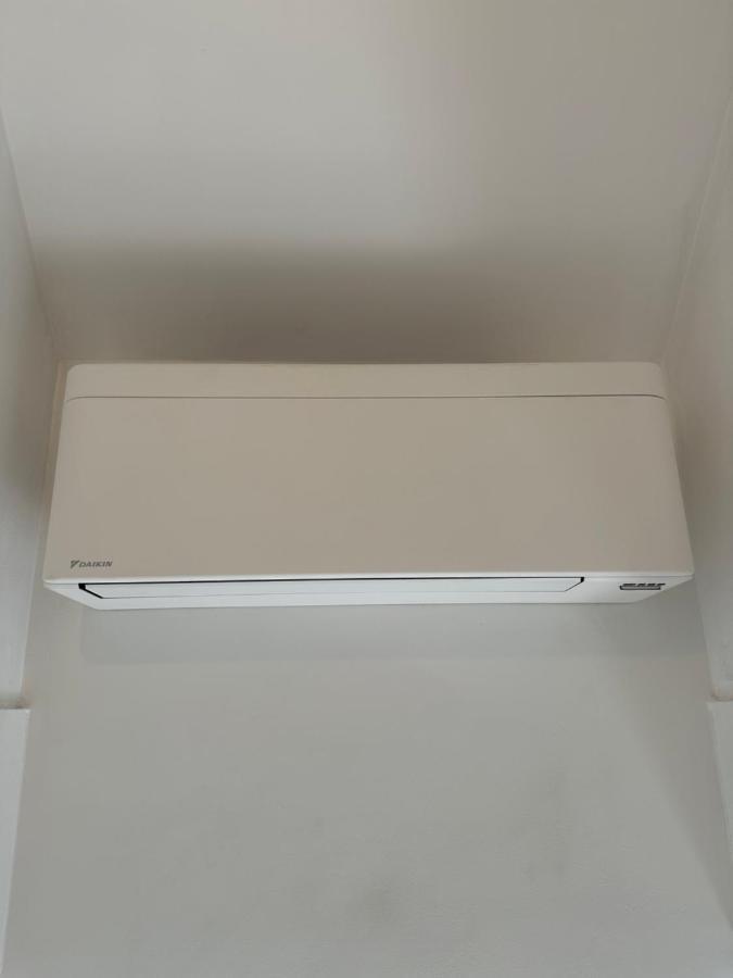 T3 Flat Moderne Sur 2 Etages Metro Parking Free Entrance Autonome Apartment Rouen Luaran gambar