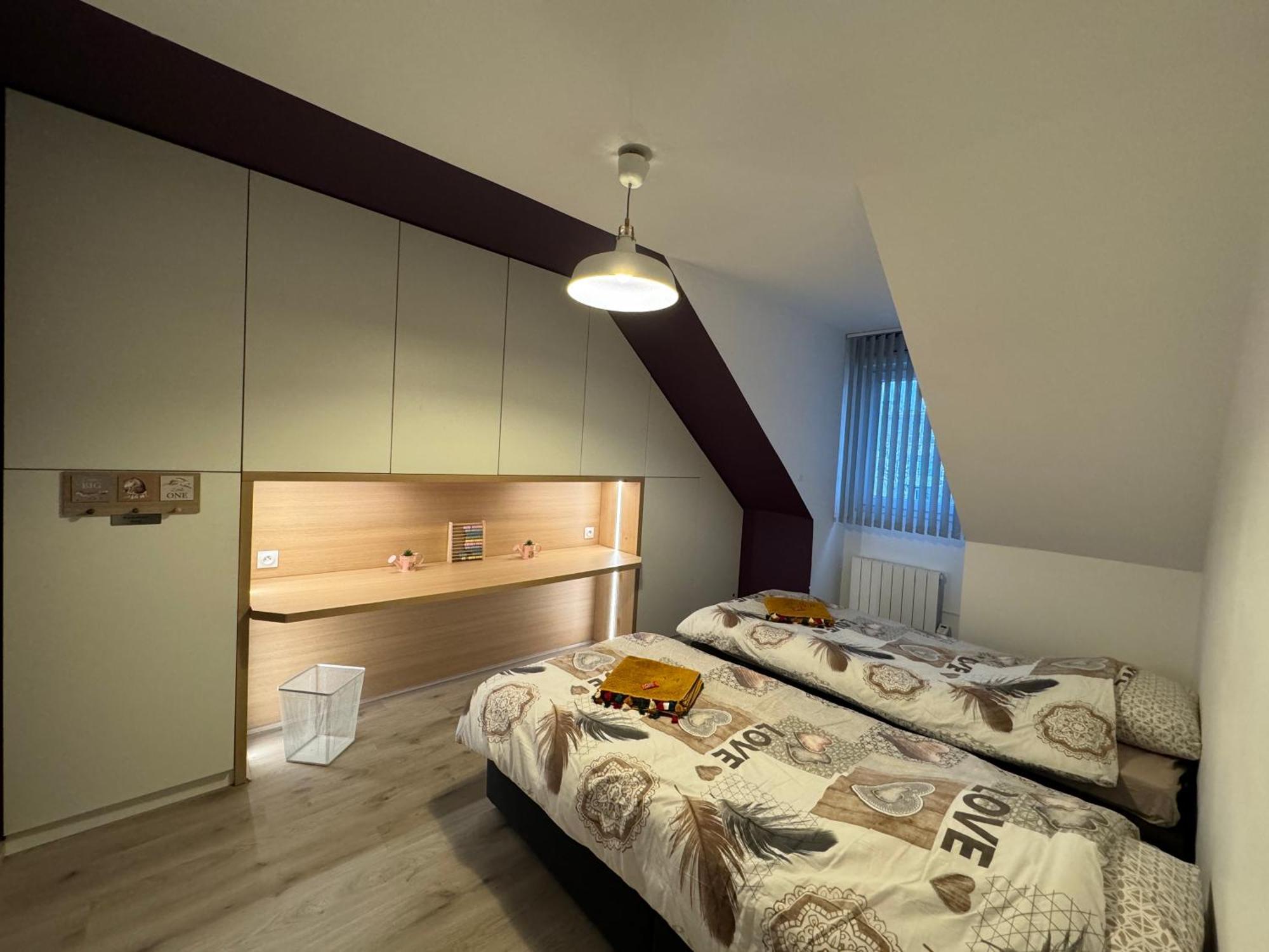 T3 Flat Moderne Sur 2 Etages Metro Parking Free Entrance Autonome Apartment Rouen Luaran gambar